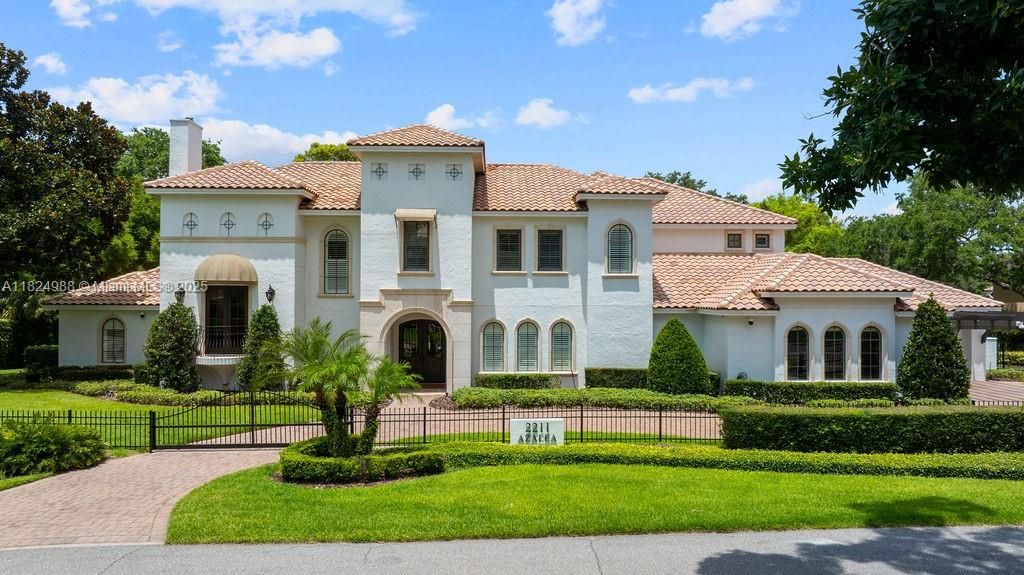 En Venta: $5,495,000 (5 camas, 6 baños, 7278 Pies cuadrados)