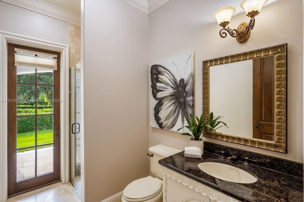 En Venta: $5,495,000 (5 camas, 6 baños, 7278 Pies cuadrados)