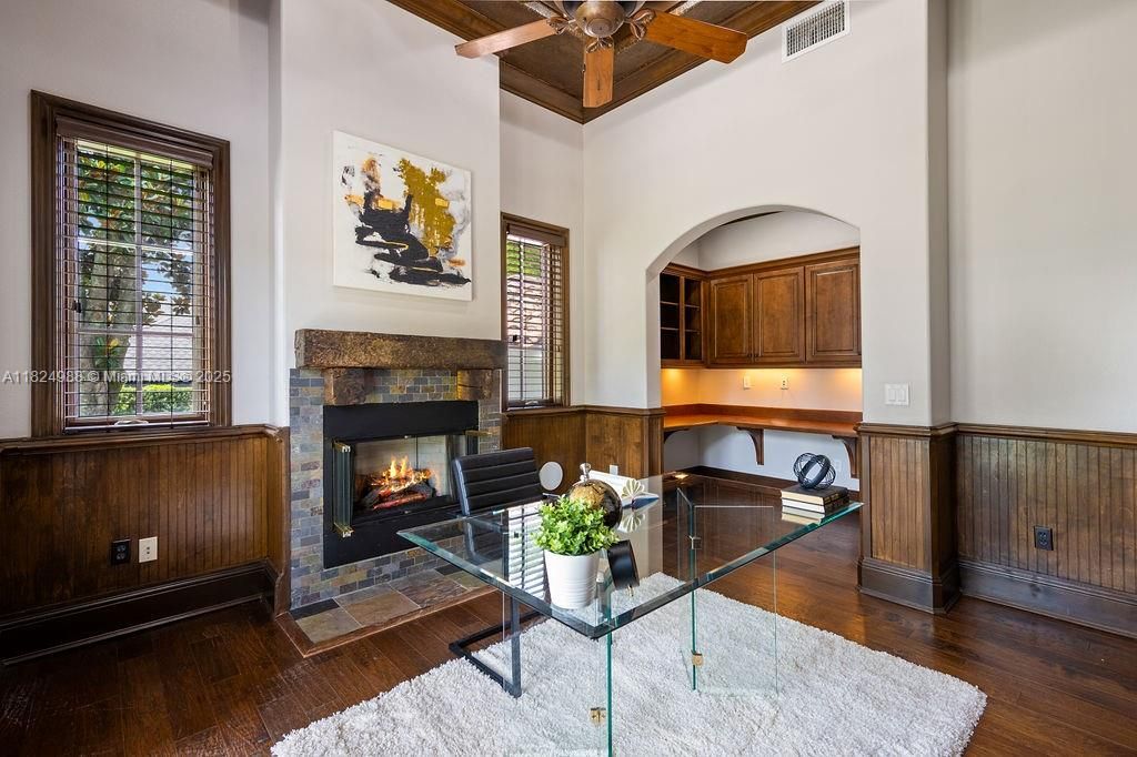 En Venta: $5,495,000 (5 camas, 6 baños, 7278 Pies cuadrados)