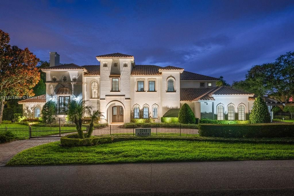 En Venta: $5,495,000 (5 camas, 6 baños, 7278 Pies cuadrados)