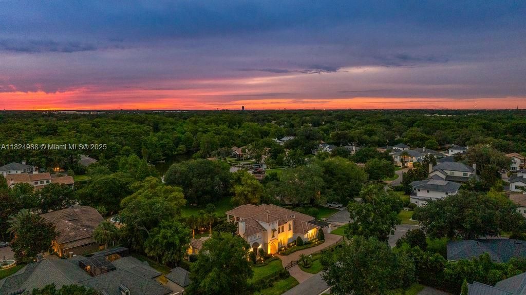 En Venta: $5,495,000 (5 camas, 6 baños, 7278 Pies cuadrados)