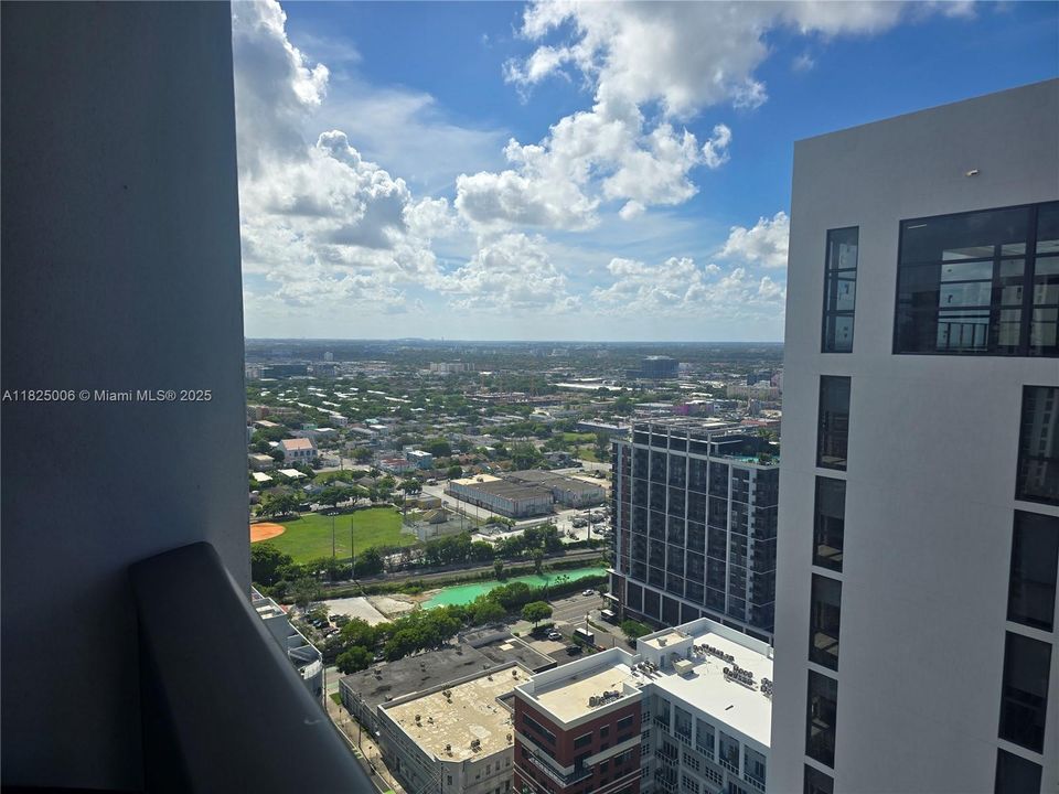 待售: $420,000 (1 贝兹, 1 浴室, 752 平方英尺)