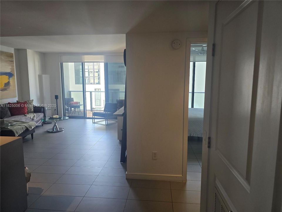 待售: $420,000 (1 贝兹, 1 浴室, 752 平方英尺)