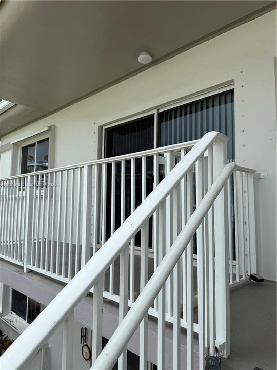 На продажу: $374,000 (2 спален, 2 ванн, 1036 Квадратных фут)