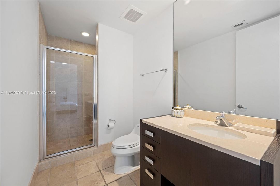 For Sale: $1,790,000 (2 beds, 2 baths, 1577 Square Feet)