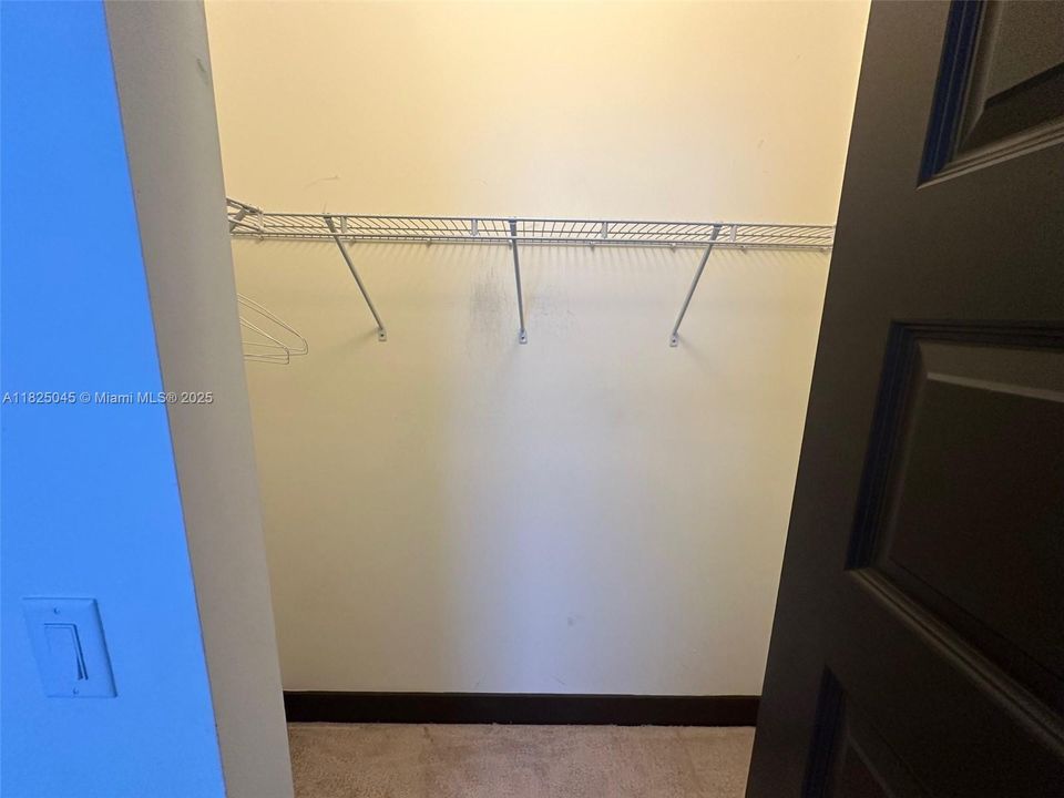 For Rent: $3,700 (3 beds, 3 baths, 1850 Square Feet)