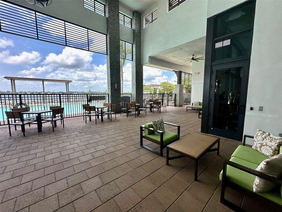 For Rent: $3,700 (3 beds, 3 baths, 1850 Square Feet)