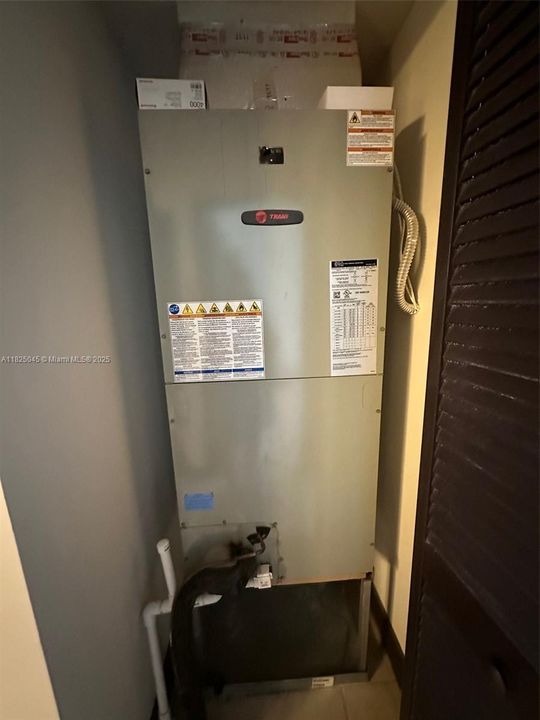 For Rent: $3,700 (3 beds, 3 baths, 1850 Square Feet)