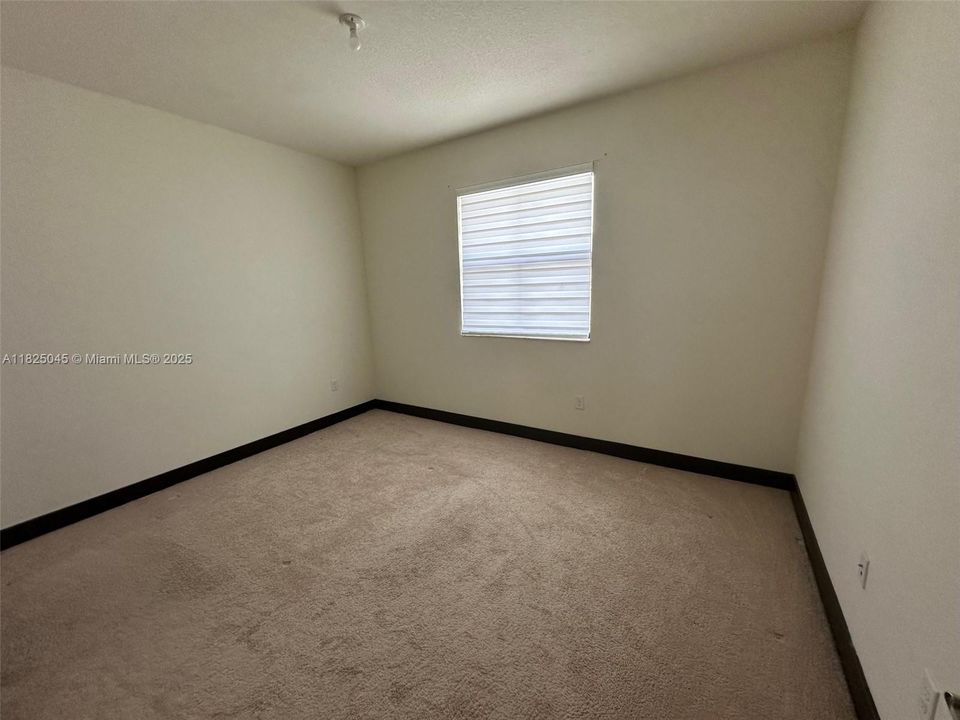 For Rent: $3,700 (3 beds, 3 baths, 1850 Square Feet)