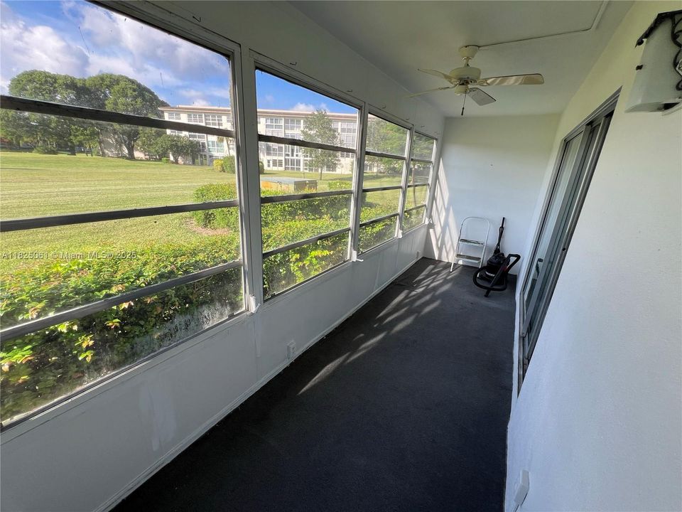 Vendido Recientemente: $60,000 (1 camas, 1 baños, 798 Pies cuadrados)