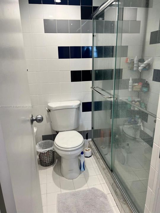 На продажу: $269,000 (1 спален, 1 ванн, 755 Квадратных фут)