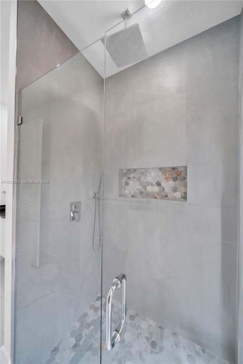 For Sale: $475,000 (4 beds, 3 baths, 2009 Square Feet)