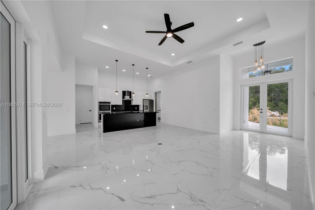 For Sale: $475,000 (4 beds, 3 baths, 2009 Square Feet)