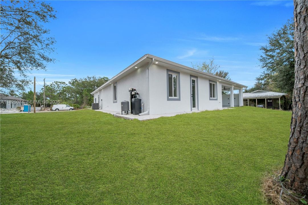 For Sale: $475,000 (4 beds, 3 baths, 2009 Square Feet)