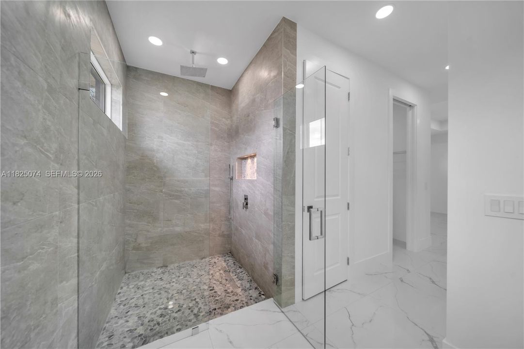 For Sale: $475,000 (4 beds, 3 baths, 2009 Square Feet)