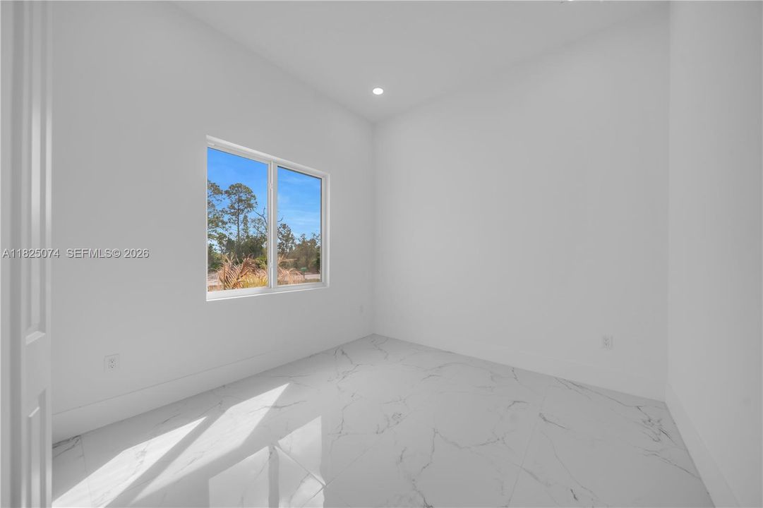 For Sale: $475,000 (4 beds, 3 baths, 2009 Square Feet)