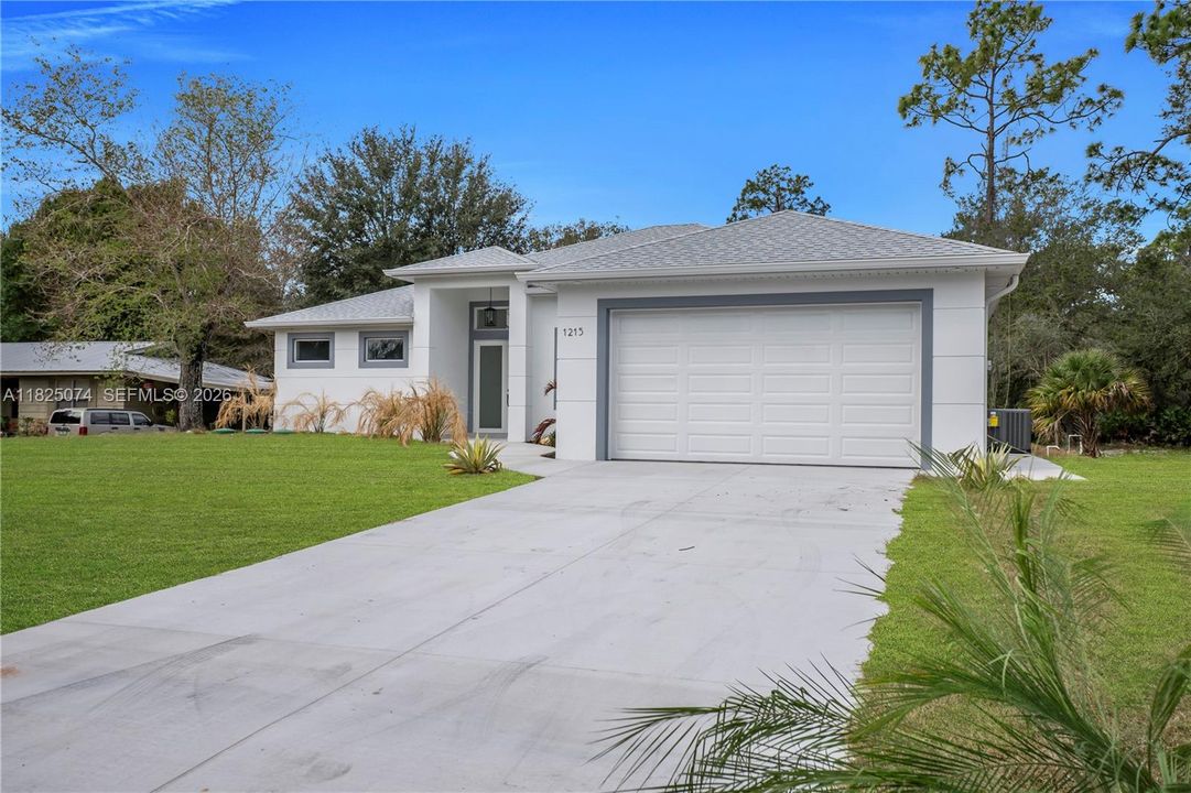 For Sale: $475,000 (4 beds, 3 baths, 2009 Square Feet)