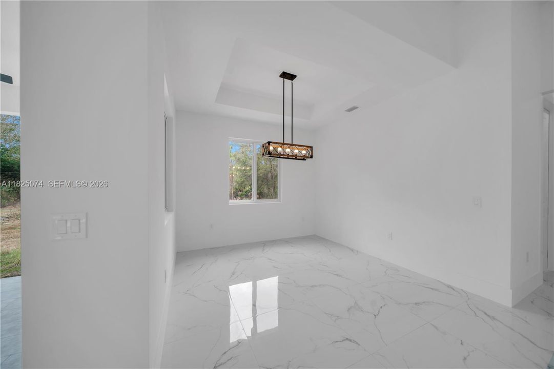 For Sale: $475,000 (4 beds, 3 baths, 2009 Square Feet)