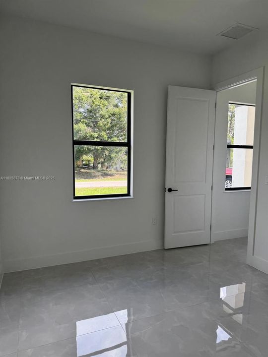 Recientemente alquilado: $1,500 (1 camas, 1 baños, 650 Pies cuadrados)