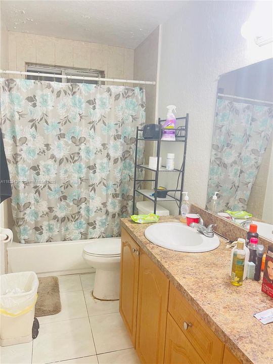 For Sale: $465,000 (3 beds, 2 baths, 1232 Square Feet)