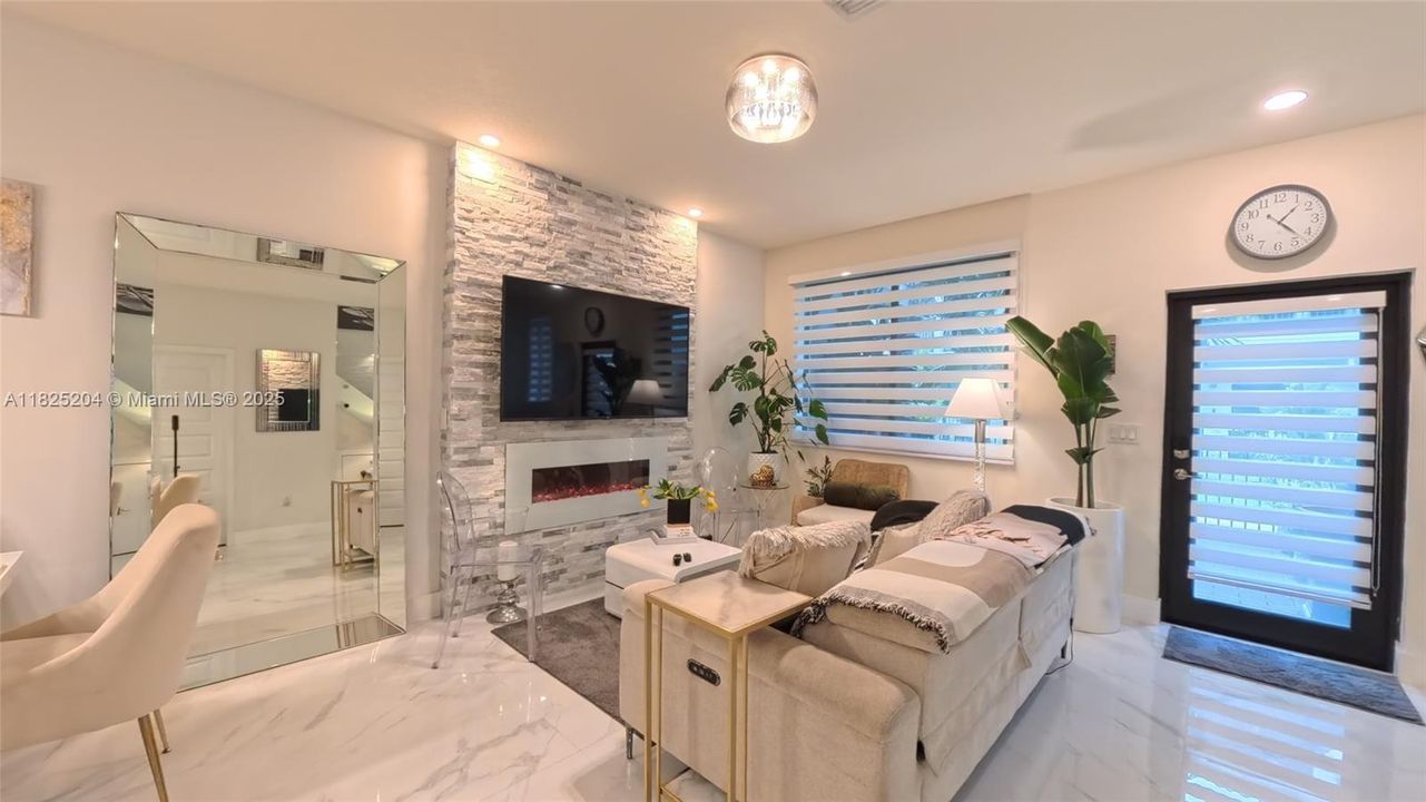 Active With Contract: $739,900 (4 beds, 3 baths, 1866 Square Feet)