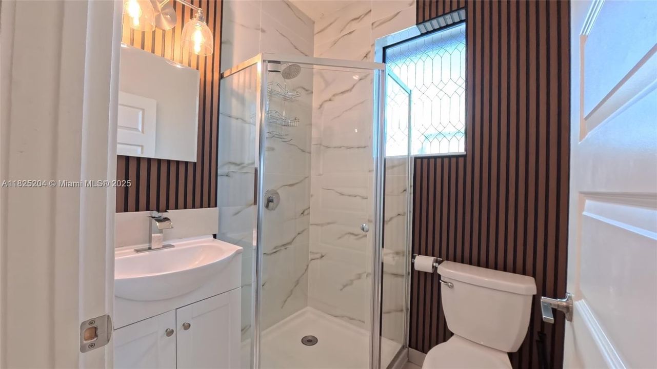 Active With Contract: $739,900 (4 beds, 3 baths, 1866 Square Feet)