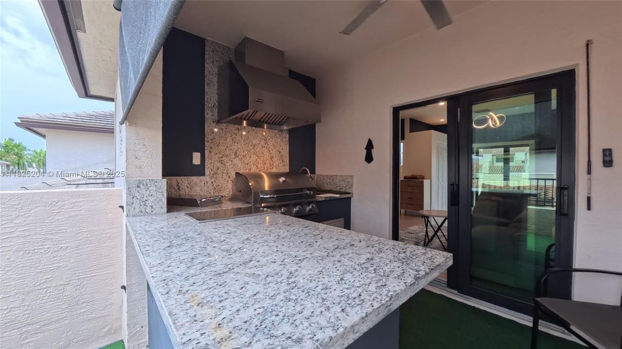 Active With Contract: $739,900 (4 beds, 3 baths, 1866 Square Feet)