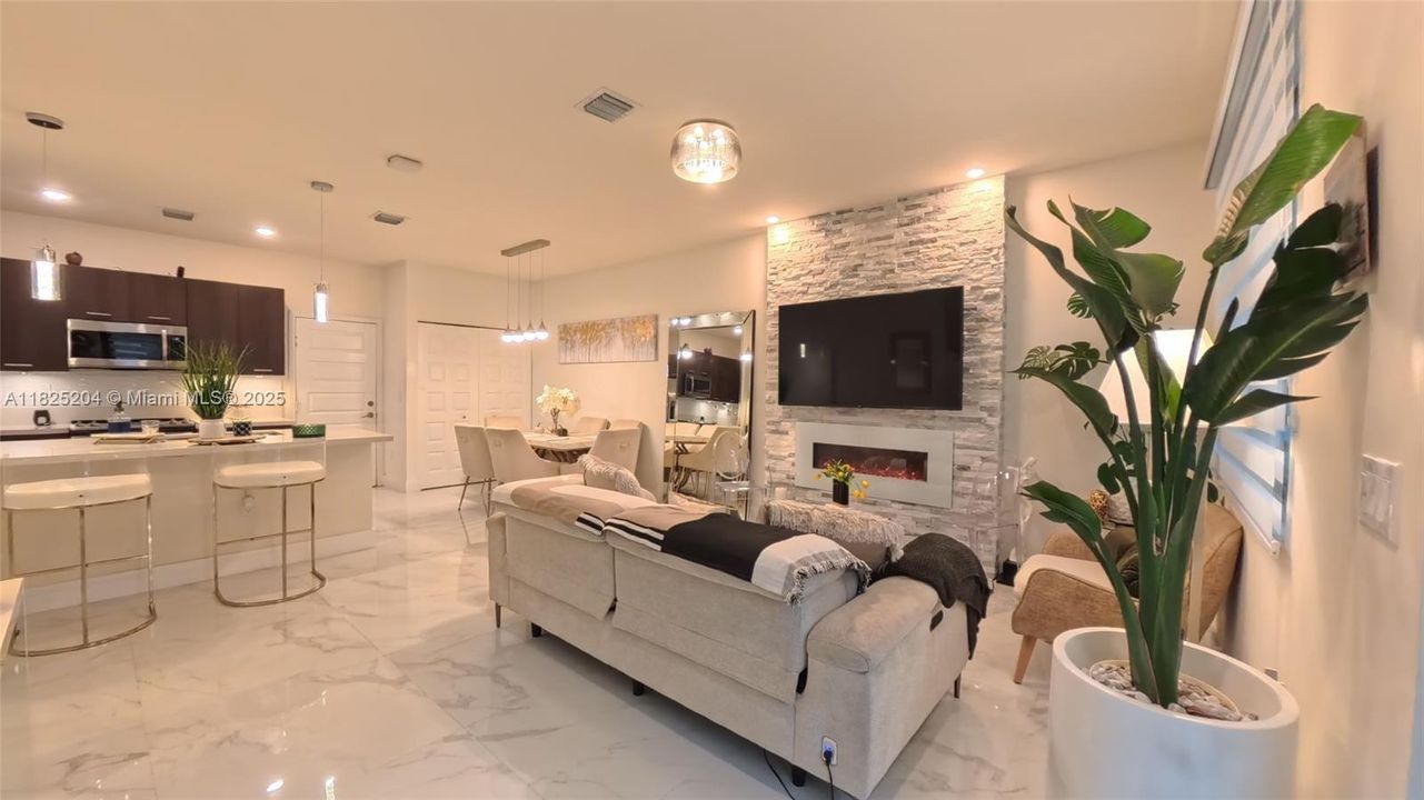 Active With Contract: $739,900 (4 beds, 3 baths, 1866 Square Feet)