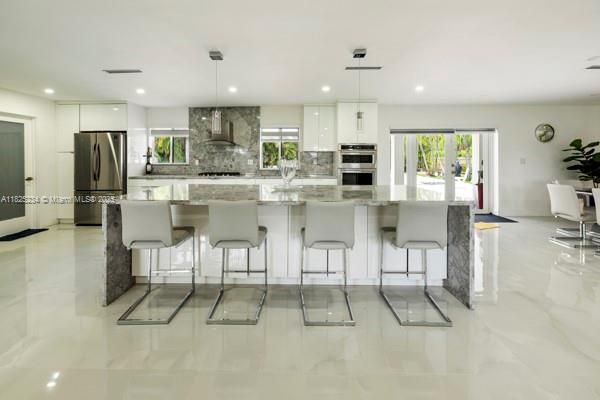 For Sale: $1,499,000 (4 beds, 3 baths, 1837 Square Feet)