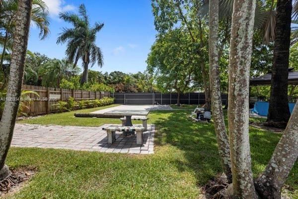 For Sale: $1,499,000 (4 beds, 3 baths, 1837 Square Feet)