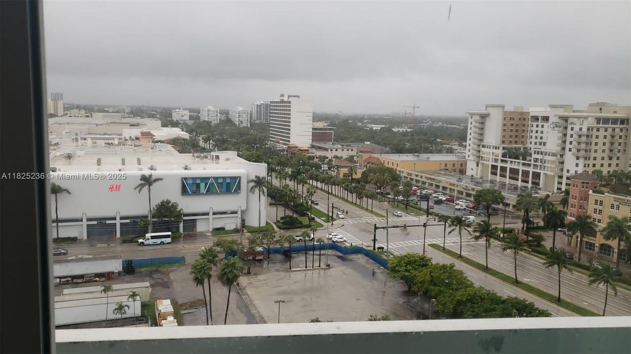 最近售出: $115,000 (1 贝兹, 1 浴室, 341 平方英尺)