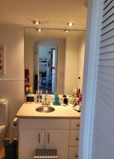 待售: $280,000 (2 贝兹, 2 浴室, 1138 平方英尺)