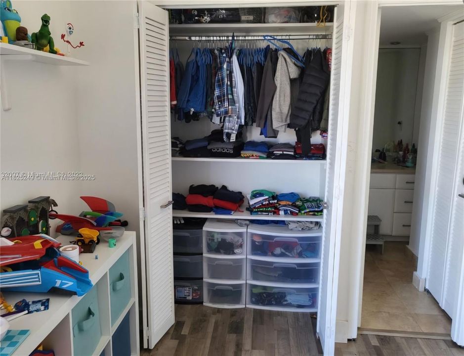 待售: $280,000 (2 贝兹, 2 浴室, 1138 平方英尺)