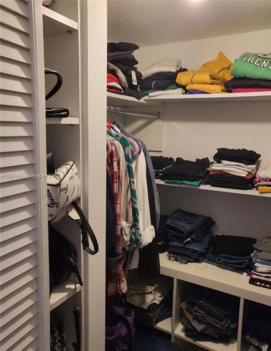 待售: $280,000 (2 贝兹, 2 浴室, 1138 平方英尺)