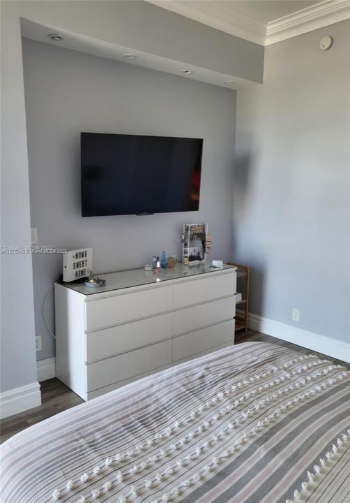 待售: $280,000 (2 贝兹, 2 浴室, 1138 平方英尺)