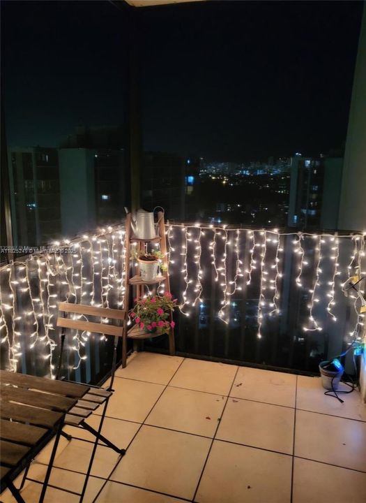 待售: $280,000 (2 贝兹, 2 浴室, 1138 平方英尺)