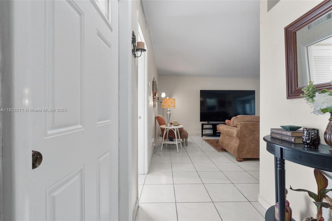 En Venta: $224,900 (1 camas, 1 baños, 960 Pies cuadrados)