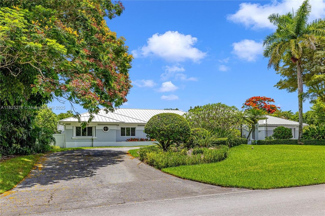 En Venta: $2,700,000 (5 camas, 4 baños, 4515 Pies cuadrados)