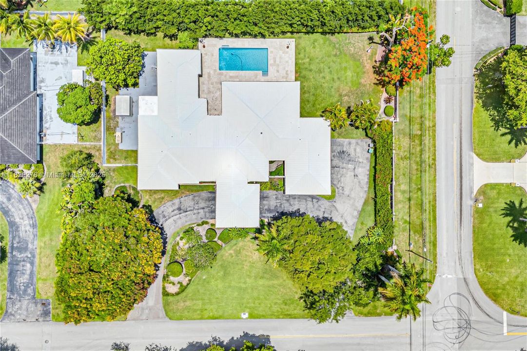 En Venta: $2,700,000 (5 camas, 4 baños, 4515 Pies cuadrados)