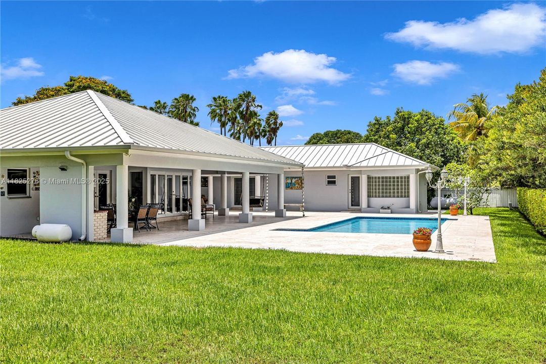 En Venta: $2,700,000 (5 camas, 4 baños, 4515 Pies cuadrados)