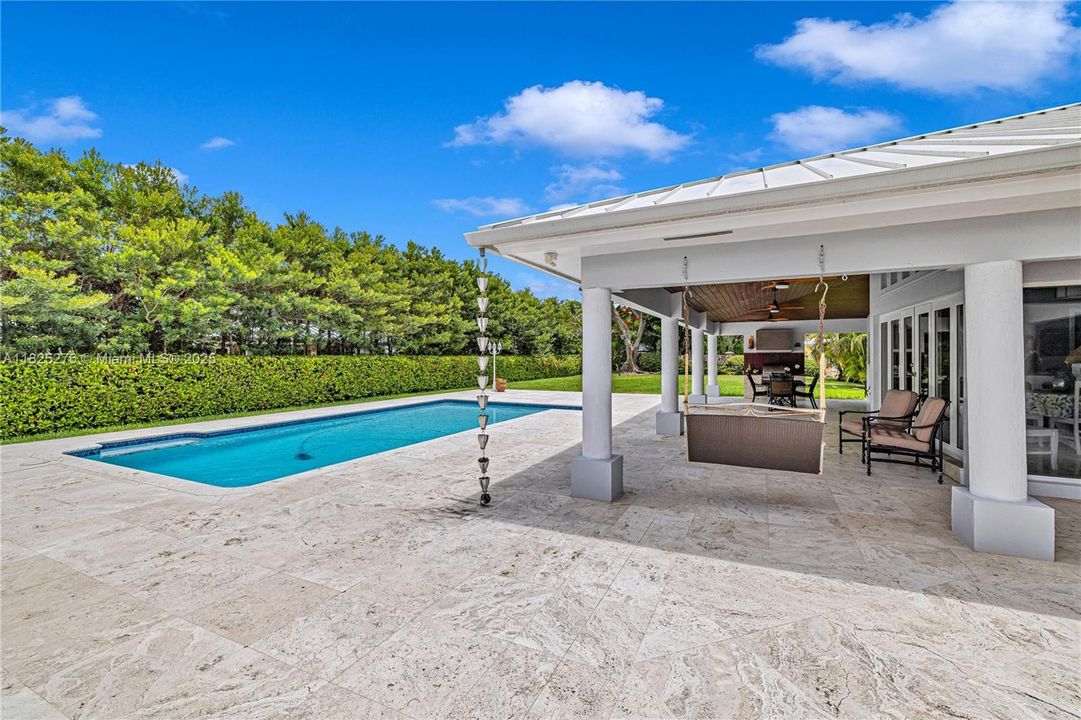 En Venta: $2,700,000 (5 camas, 4 baños, 4515 Pies cuadrados)