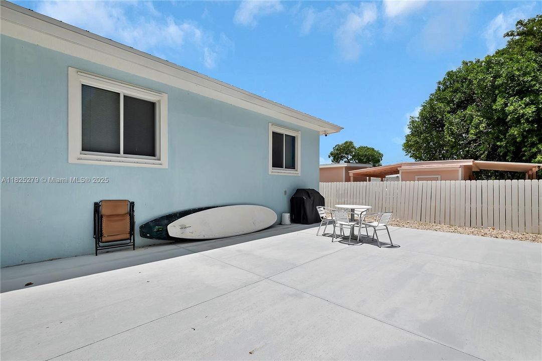 待售: $799,500 (3 贝兹, 2 浴室, 1350 平方英尺)