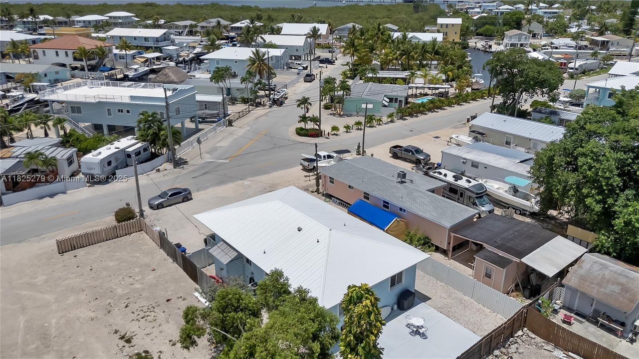 待售: $799,500 (3 贝兹, 2 浴室, 1350 平方英尺)