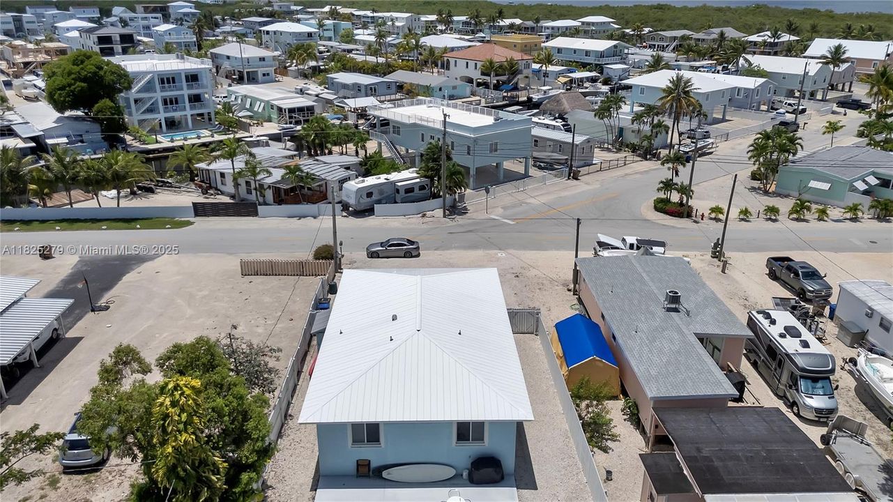 待售: $799,500 (3 贝兹, 2 浴室, 1350 平方英尺)