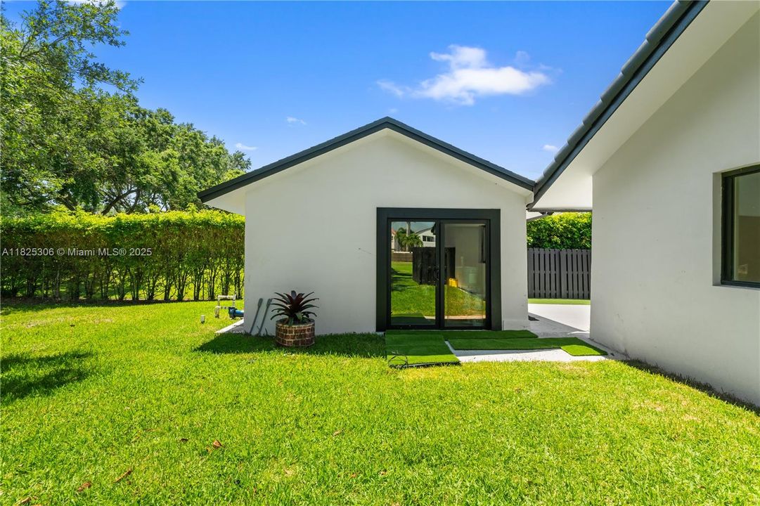 For Rent: $10,500 (4 beds, 3 baths, 2391 Square Feet)