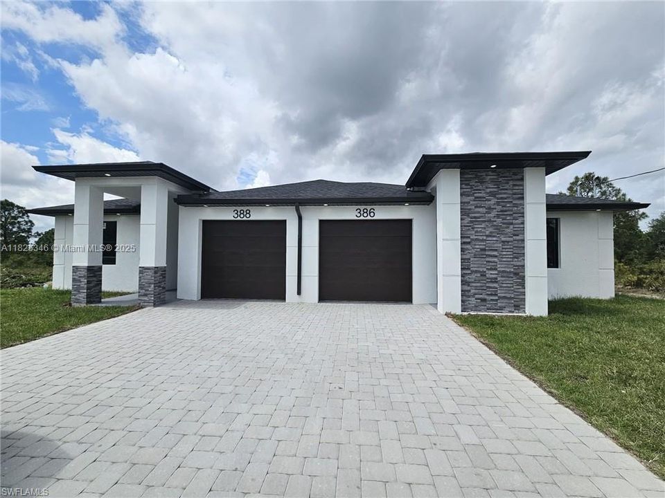 For Rent: $1,890 (3 beds, 2 baths, 1200 Square Feet)