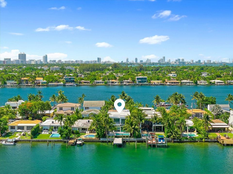 На продажу: $9,995,000 (5 спален, 6 ванн, 3326 Квадратных фут)