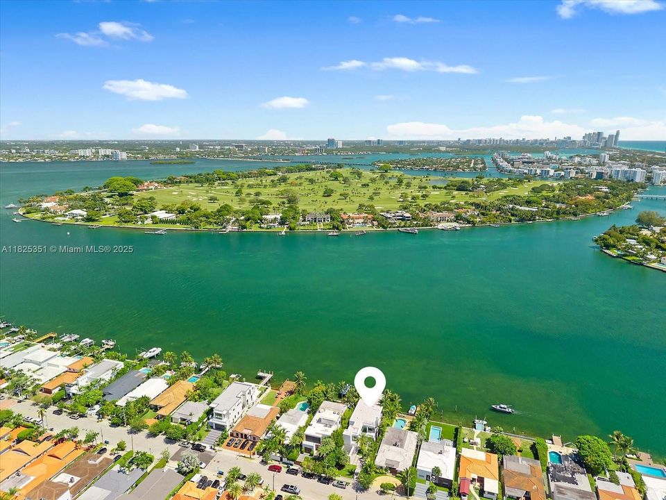 На продажу: $9,995,000 (5 спален, 6 ванн, 3326 Квадратных фут)