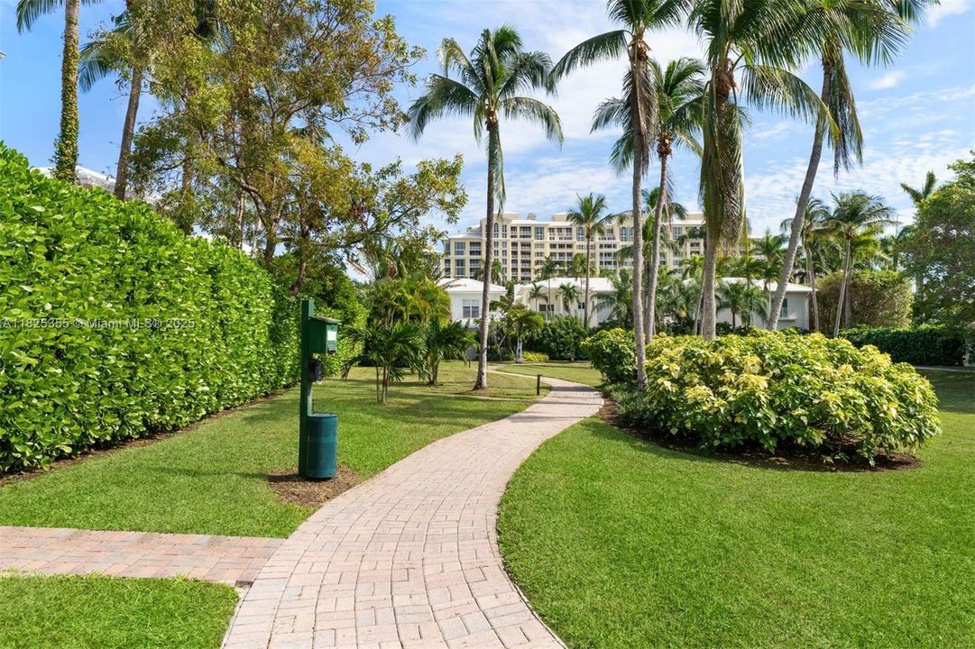 Recently Rented: $29,700 (5 beds, 5 baths, 4100 Square Feet)