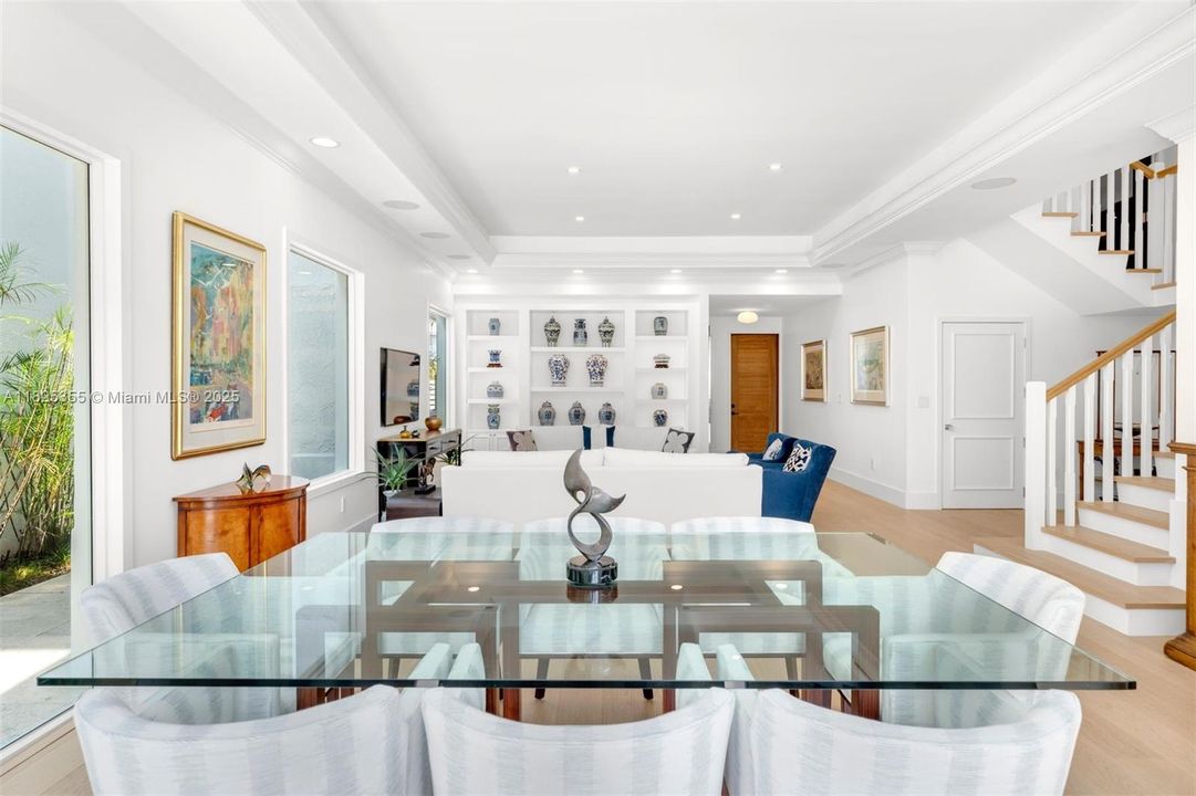 Recently Rented: $29,700 (5 beds, 5 baths, 4100 Square Feet)